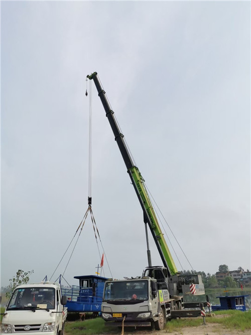 七里河区桥梁建设吊装案例